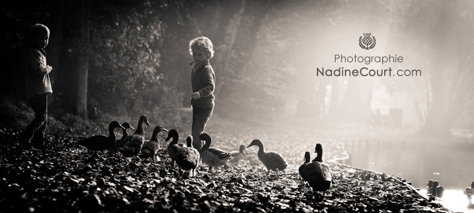 Seance-photo-enfants-lifestyle-brouillard-canards