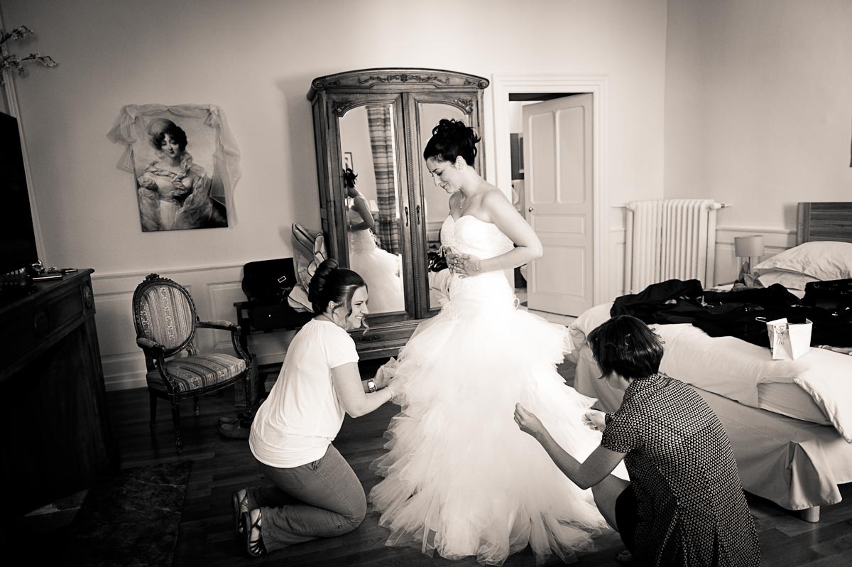 Préparatifs du mariage – Delphine entourée de ses témoins