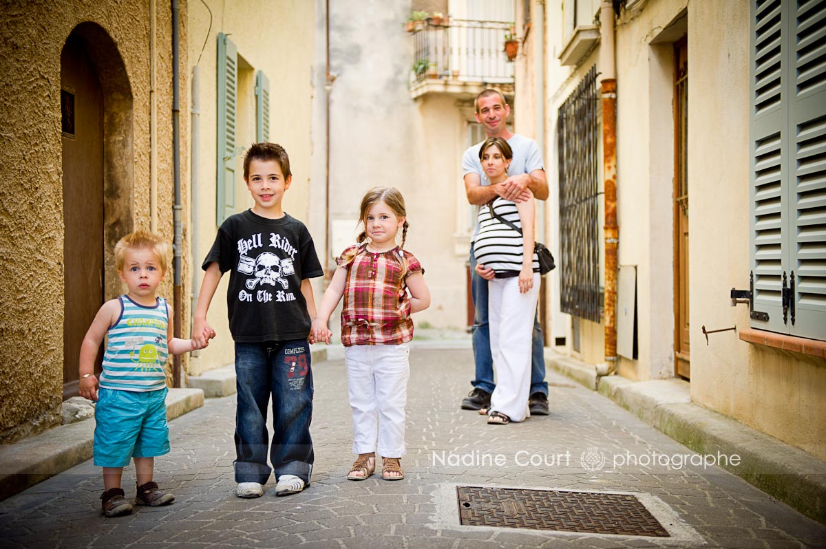 Séance famille : Gaétan, Valentine et Marius avec leurs parents