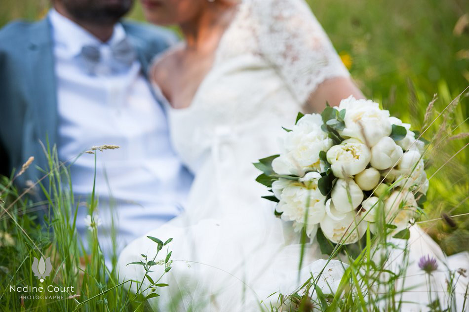 miliale - photos de couple de mariés au jardin
