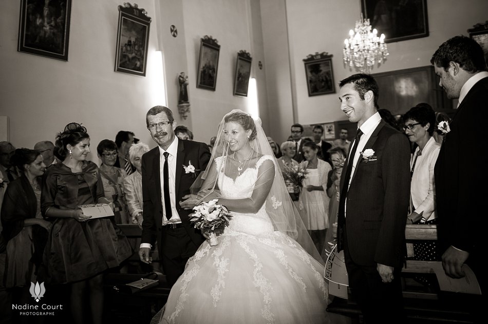 Mariage à l'église de Montagnole - entrée de la mariée