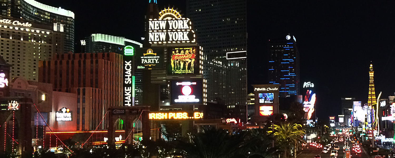 Las Vegas - photo de nuit avec vue sur le strip