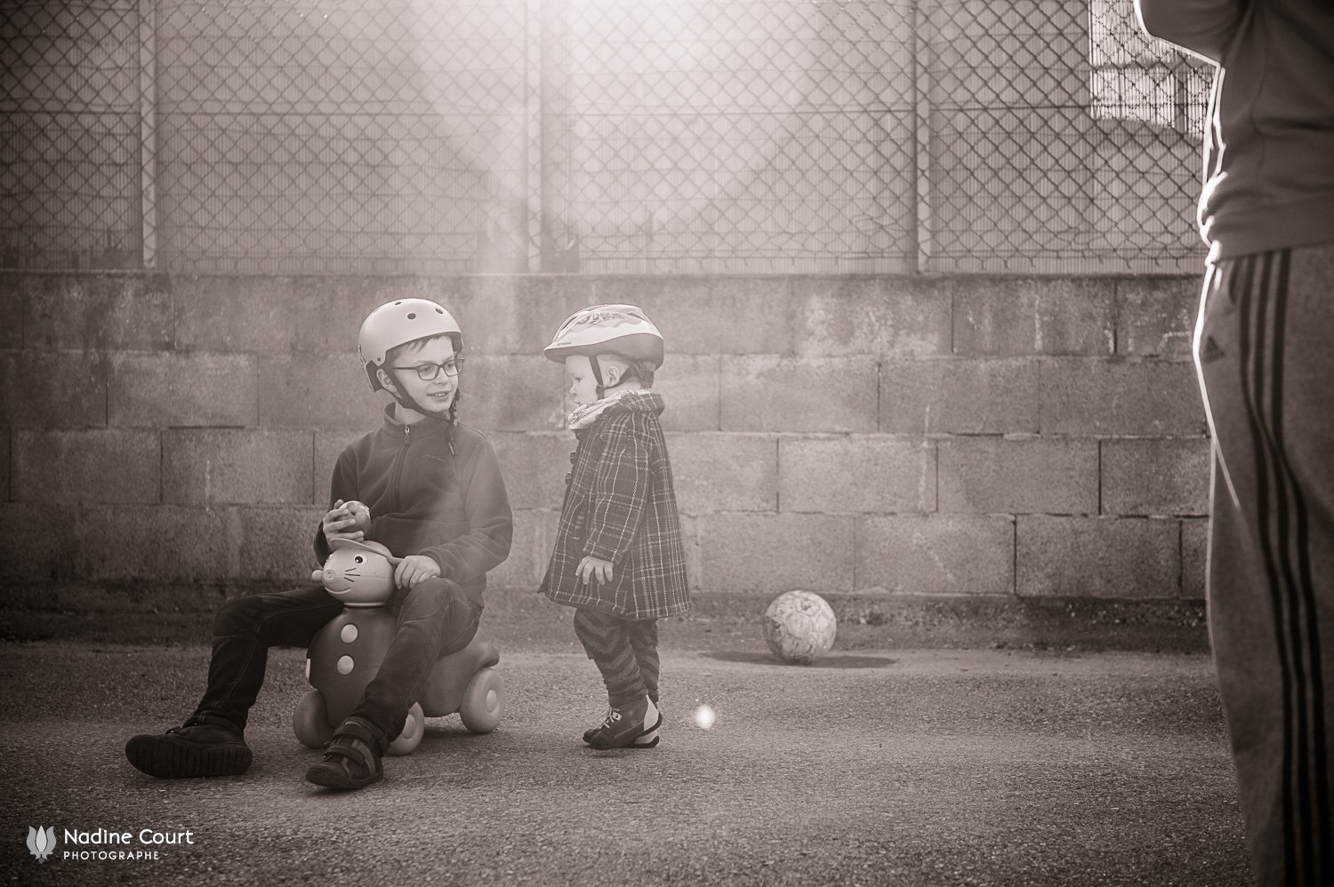 Séance photos de famille - documentaire famille - Chambéry - Le goûter après l'école