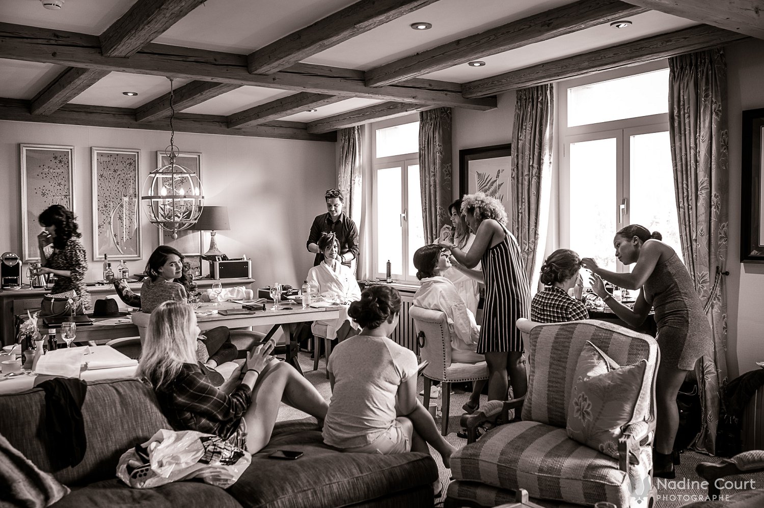 Mariage au Palace de Gstaad - wedding Gstaad Palace - Préparatifs des mariés dans une suite de l'hôtel - Bride & Groom getting ready in hotel's suite