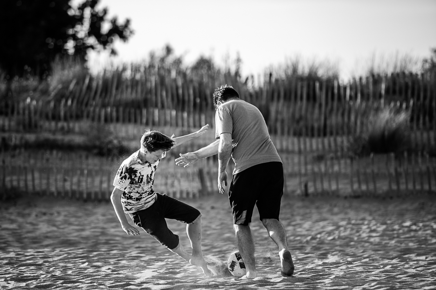 Family holidays in France - Day in the life session - family photojournalism - beach in Beziers