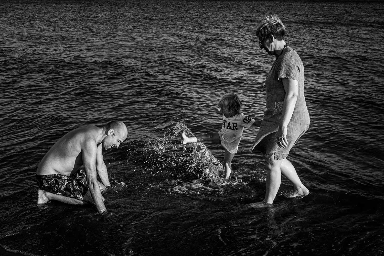 Family holidays in France - Day in the life session - family photojournalism - beach in Beziers