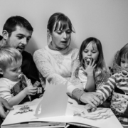 Reportage documentaire de famille en France - Région Rhône Alpes - Le coucher des enfants